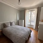 Spacious T2 - Near Place De La Nation